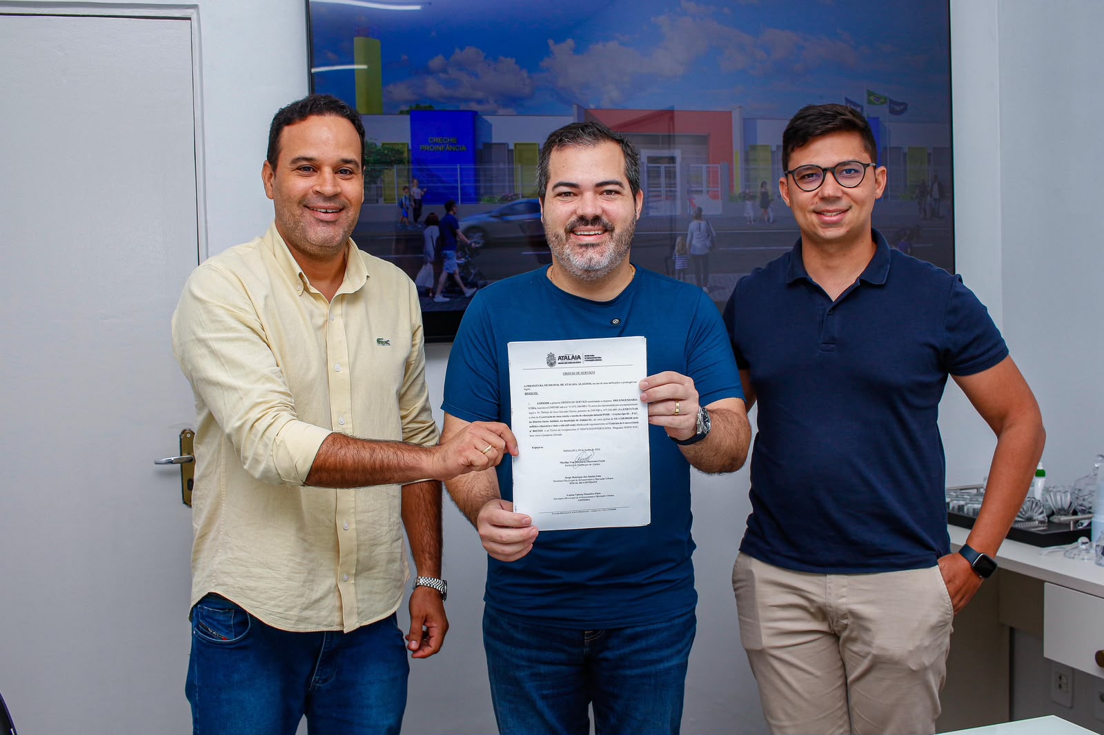 Prefeito Nicollas assina ordem de serviço para construção da nova creche do Santo Antônio